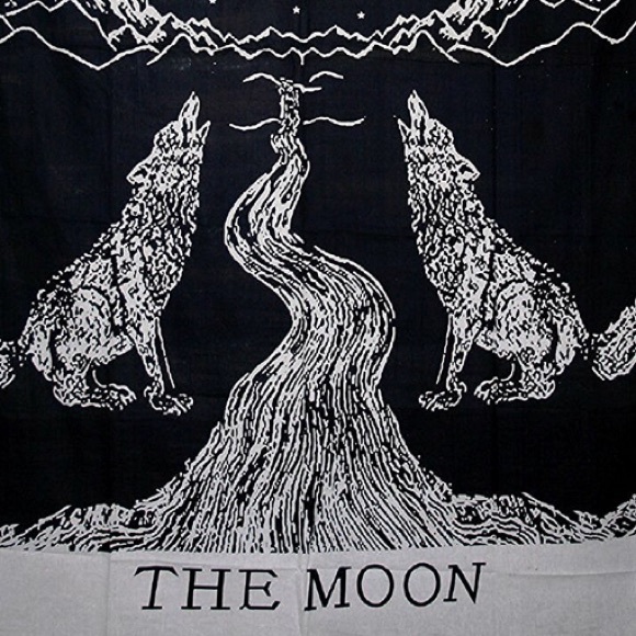 🌛HP🌜Wolf moon tarot tapestry - Picture 3 of 4